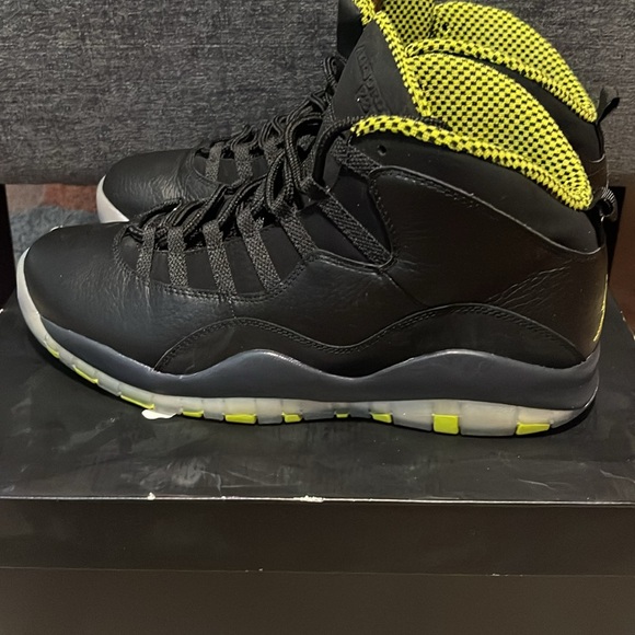 Jordan Other - Air Jordan Retro 10
